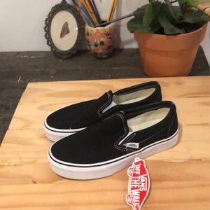 Vans slip on classics
